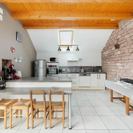 Le Paxoral Ferme Renovee Au Calme A *